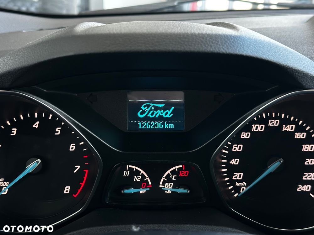 Ford Kuga - 30