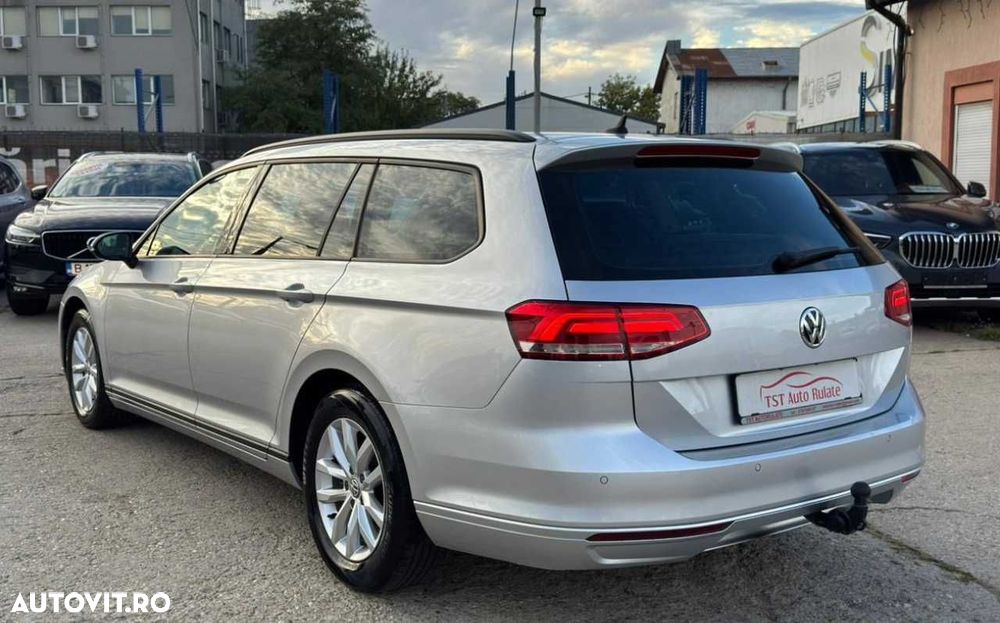 Volkswagen Passat - 6