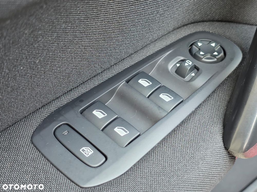 Peugeot 308 - 20