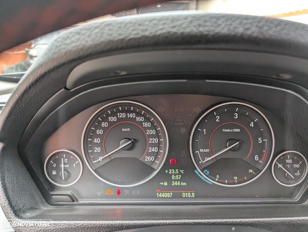 BMW 318 d Touring Line Sport - 17