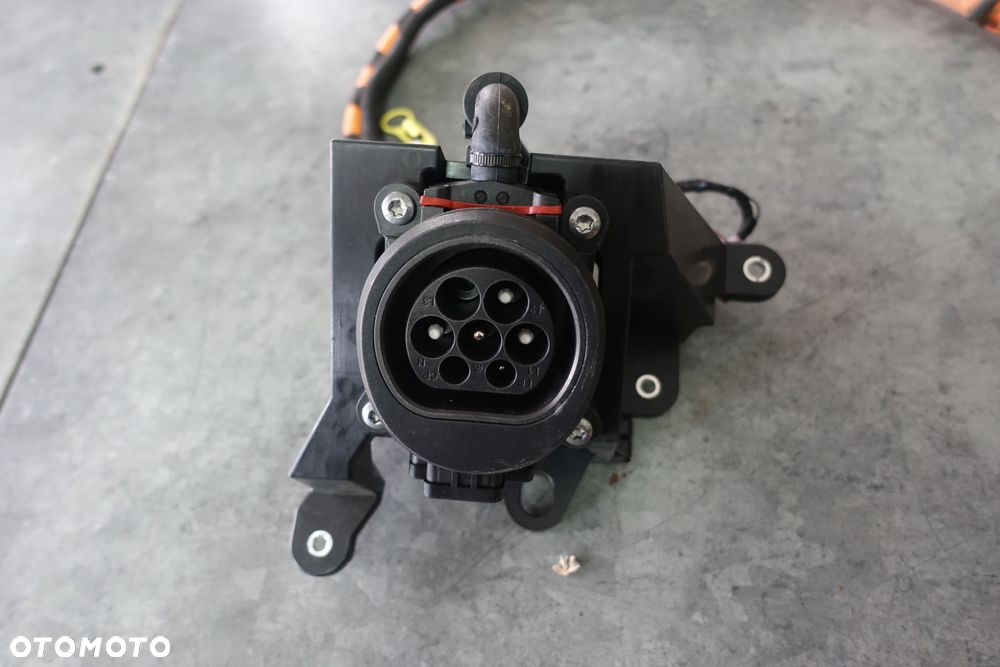 ŁADOWARKA KABEL AUDI E-TRON Q5 4M8971093 - 2