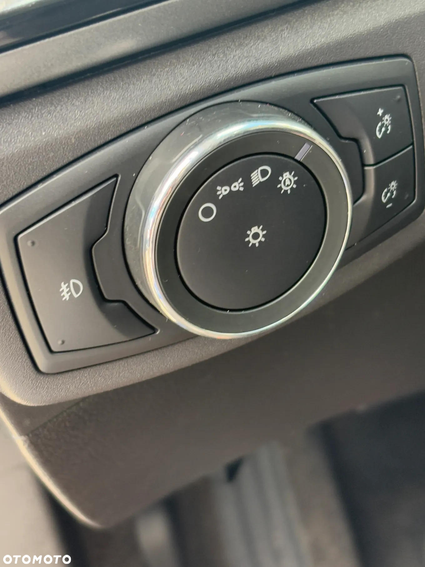 Ford Fusion - 14