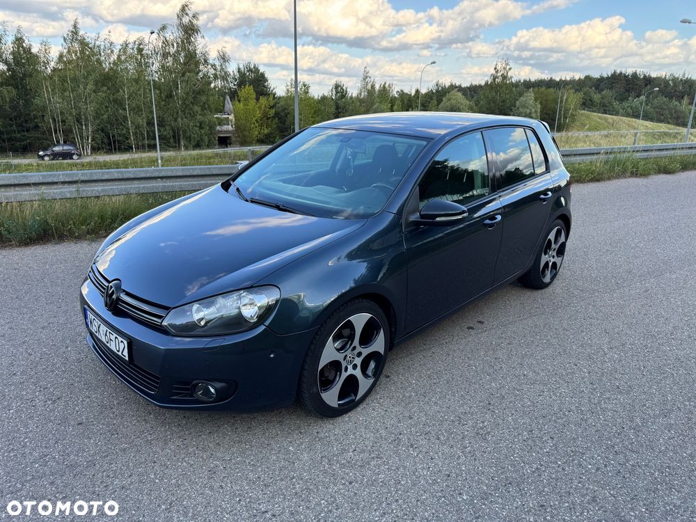 Volkswagen Golf 2.0 TDI DPF Highline - 22
