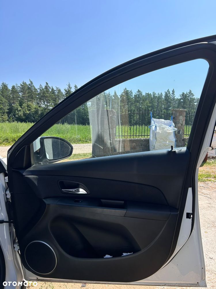 Chevrolet Cruze 1.7 D LT+ - 8