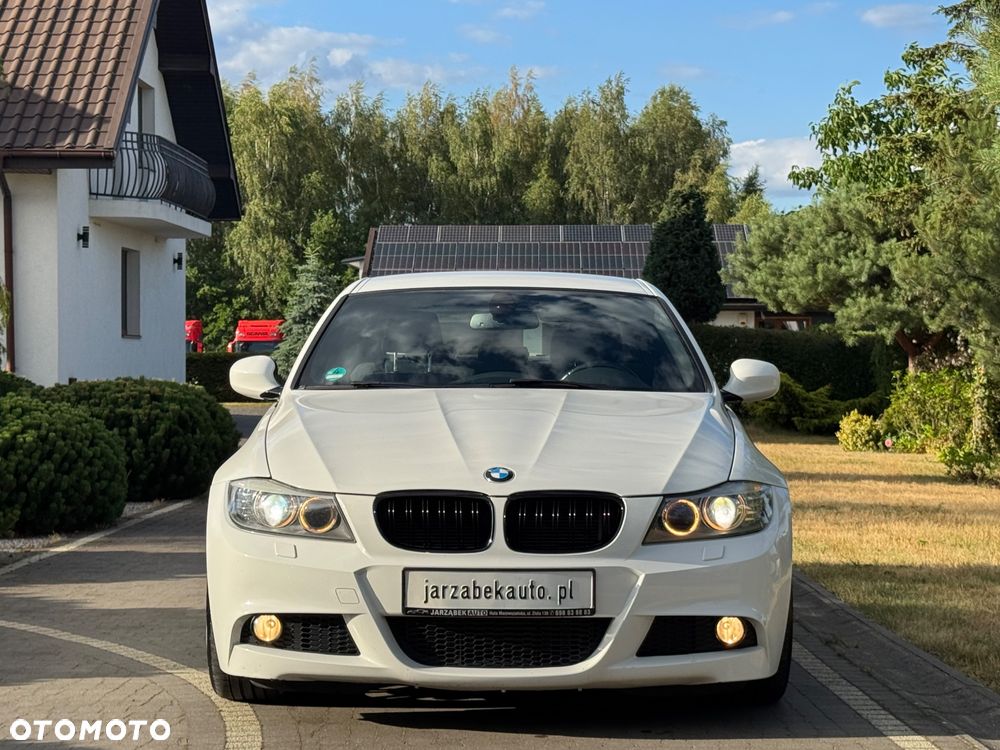 BMW Seria 3 320d M Sport EU6 - 32