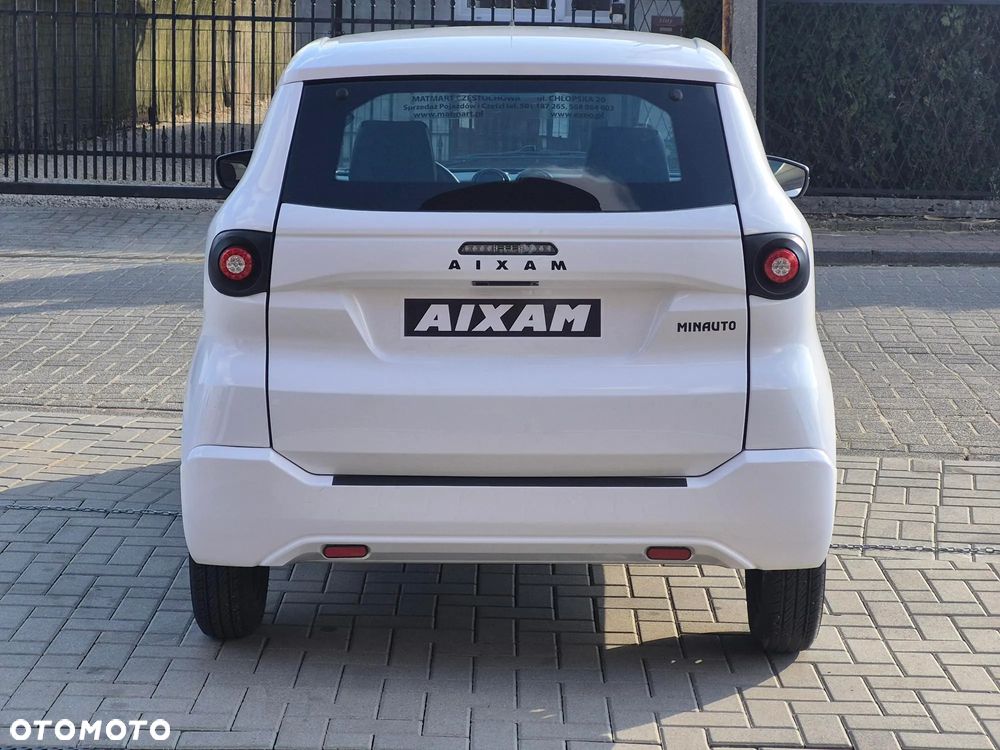 Aixam Inny - 18