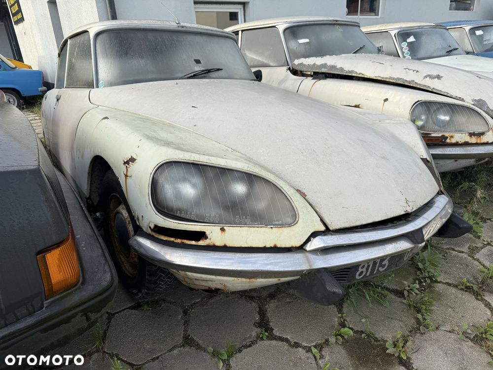 Citroën DS - 7