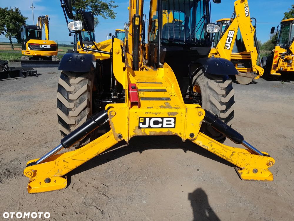 JCB 535-125 HI VIZ - 11
