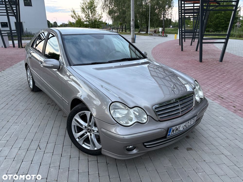 Mercedes-Benz Klasa C 200 CDI Avantgarde - 10