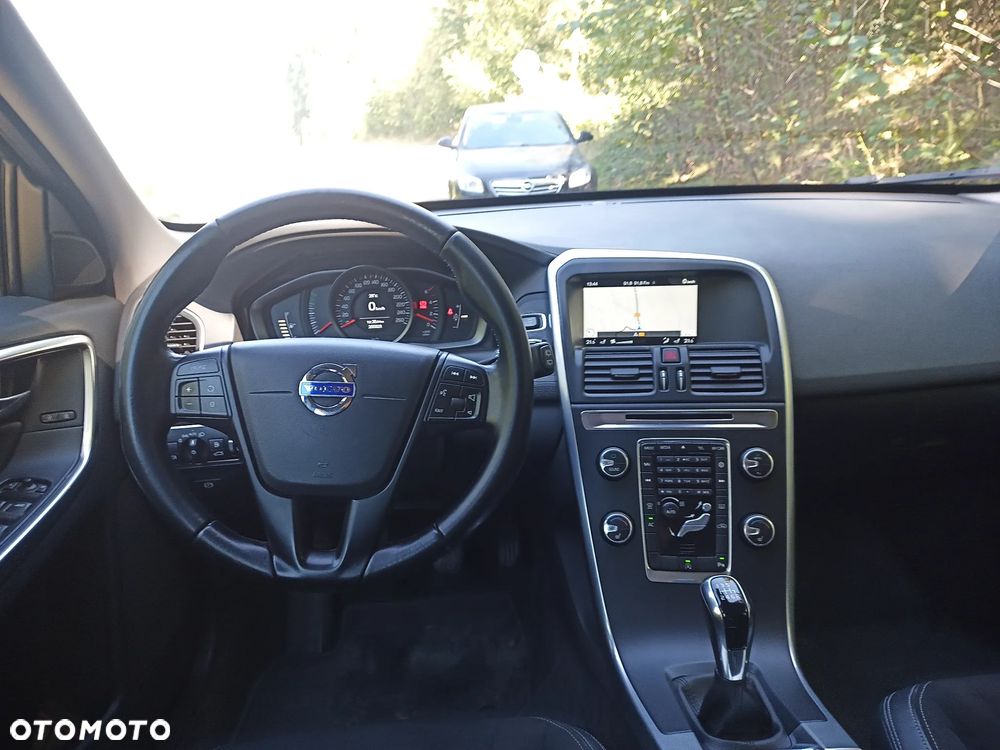 Volvo XC 60 D3 Kinetic - 2