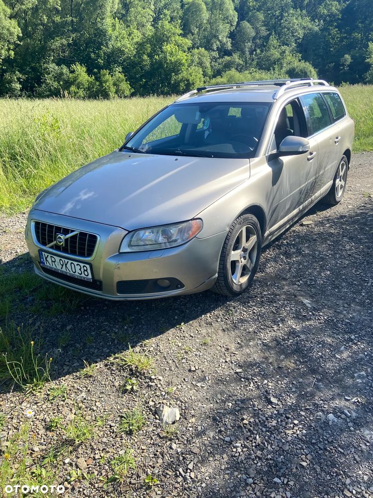 Volvo V70 2.4D Momentum - 2