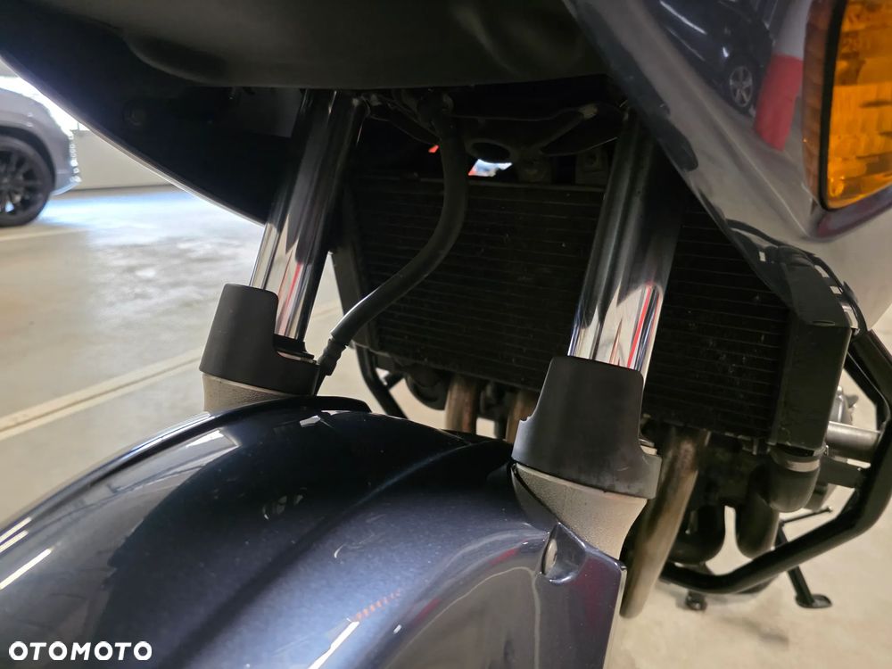 Honda CBF - 10