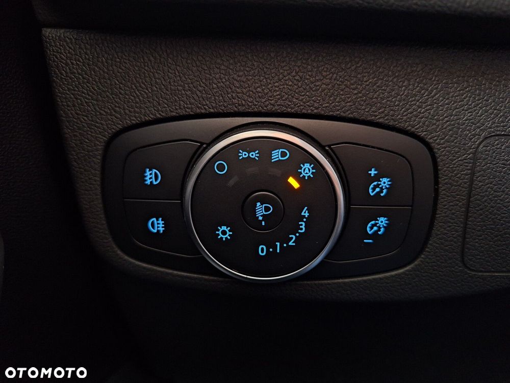 Ford Focus 1.5 EcoBlue SCR Connected - 37