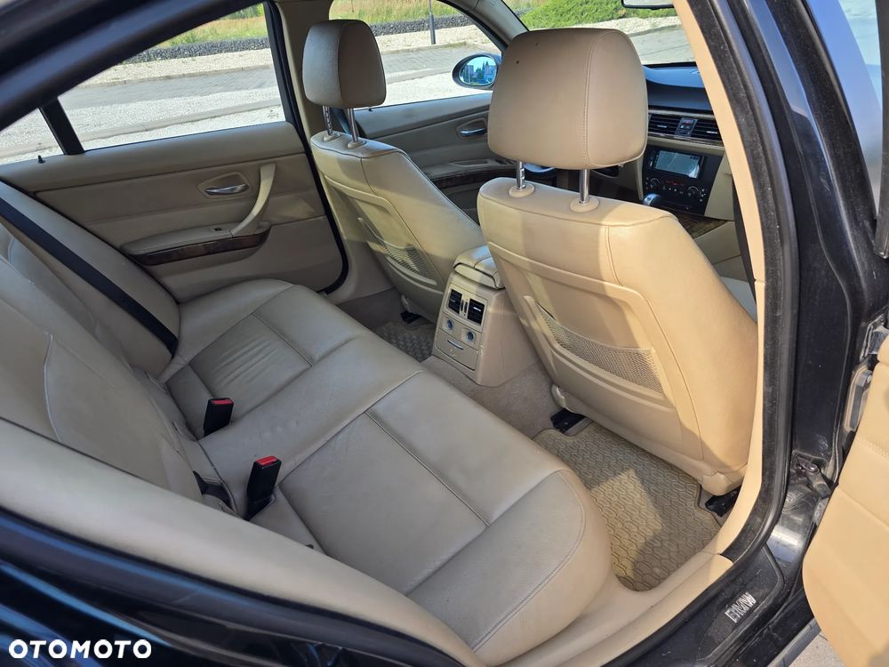 BMW Seria 3 - 14