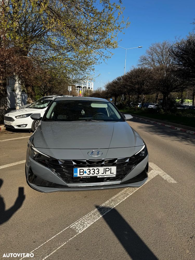 Hyundai Elantra 1.6 l 123 CP 6MT Highway - 7