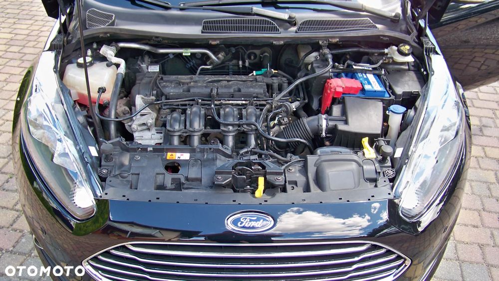 Ford Fiesta 1.25 Platinium X EU5 - 18