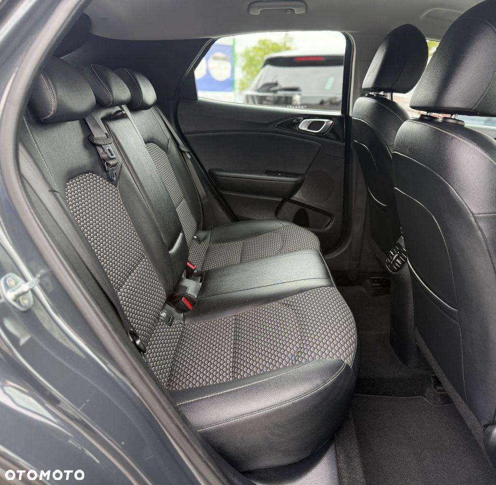 Kia XCeed 1.5 T-GDI OPF DCT7 PLATINUM EDITION - 10