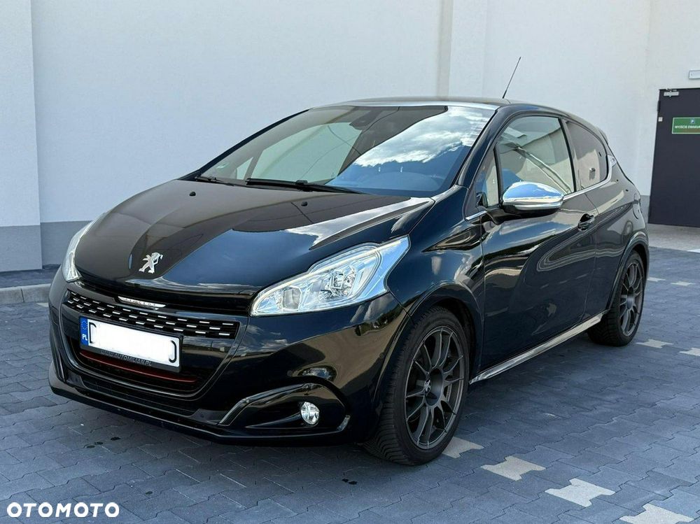Peugeot 208 - 1