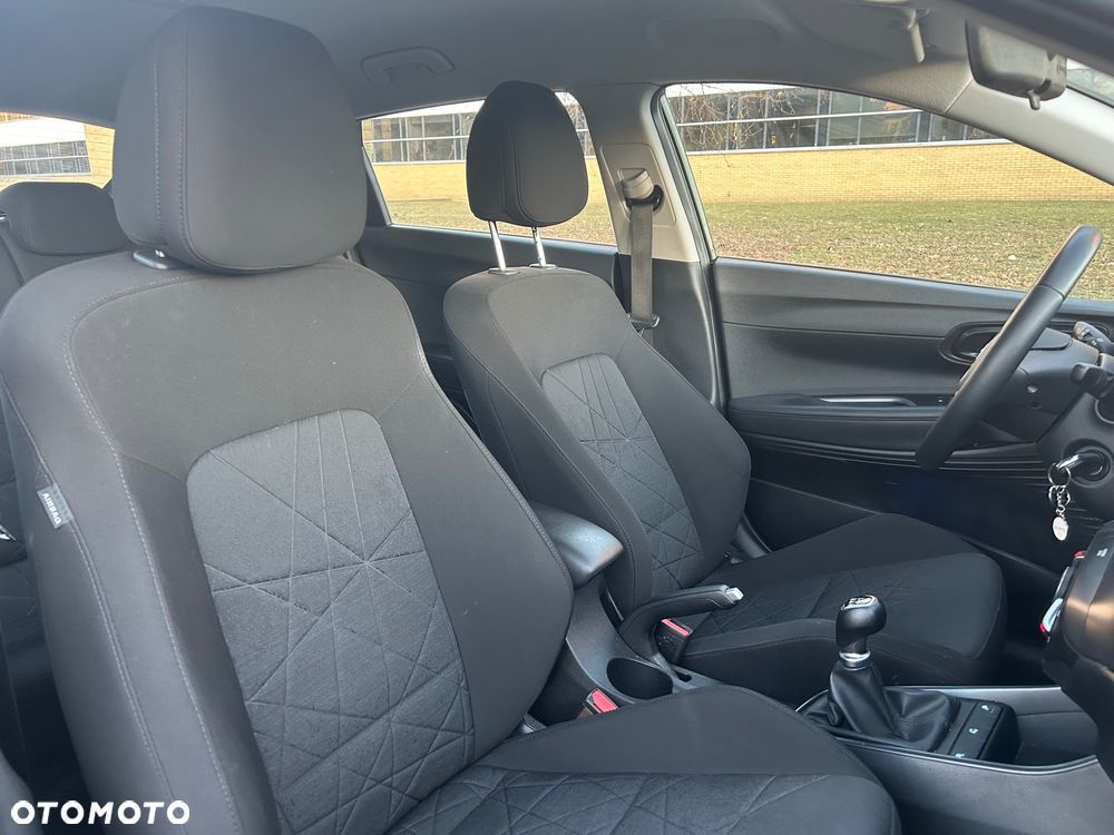 Hyundai Bayon 1.2 Smart - 16