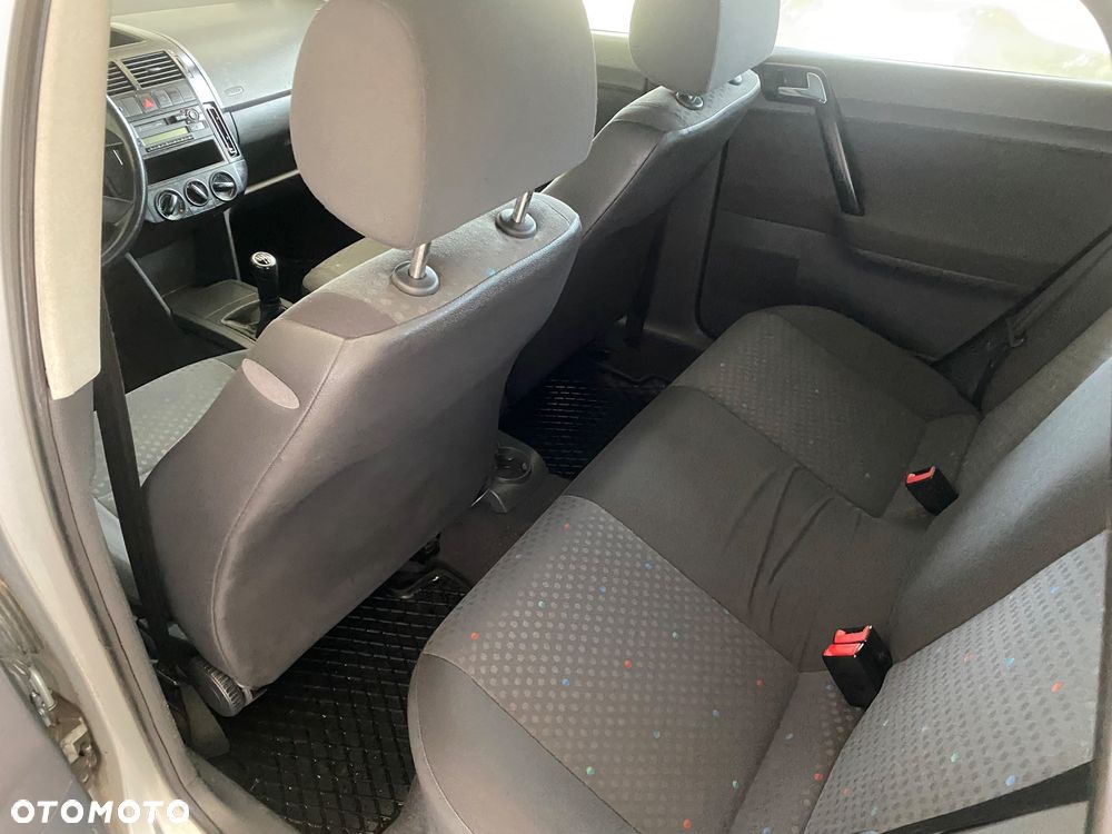 Volkswagen Polo 1.2 12V Comfortline - 11