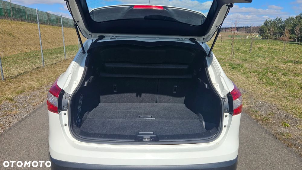 Nissan Qashqai 1.2 DIG-T N-Connecta EU6 - 13