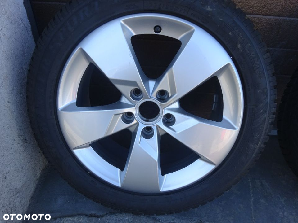 8S0601025J alufelgi + opony zima 17" audi TT 8S czesci - 2