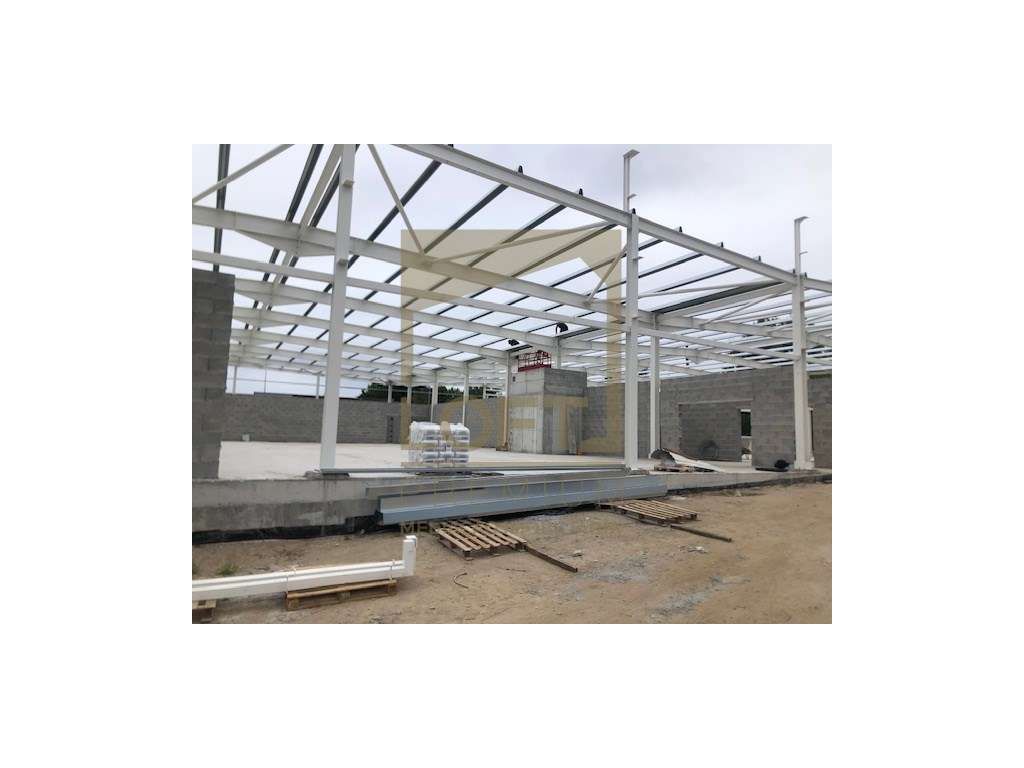 Magnífico Pavilhão / Loja em Braga para Arrendamento - Grande imagem: 3/13