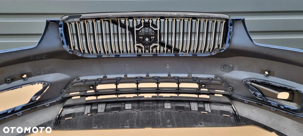 VOLVO XC40 2017- Zderzak przód oryginał MB137 - 10