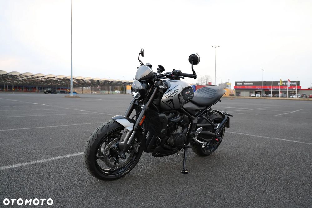 Triumph Trident - 2