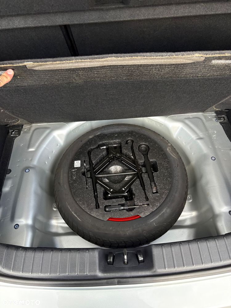 Hyundai i30 1.6 Classic + - 25