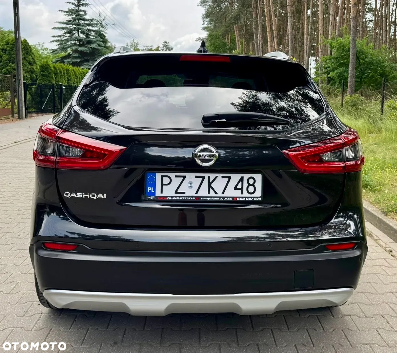 Nissan Qashqai 1.3 DIG-T N-Connecta - 4