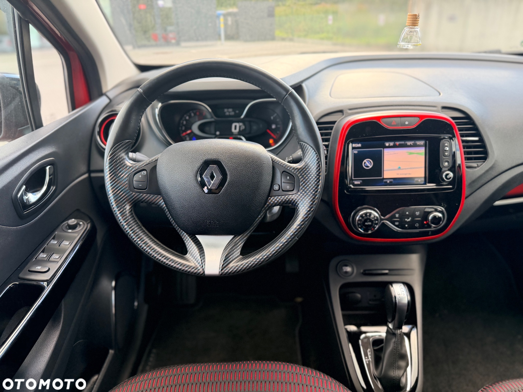 Renault Captur 1.2 TCe Helly Hansen EDC - 20