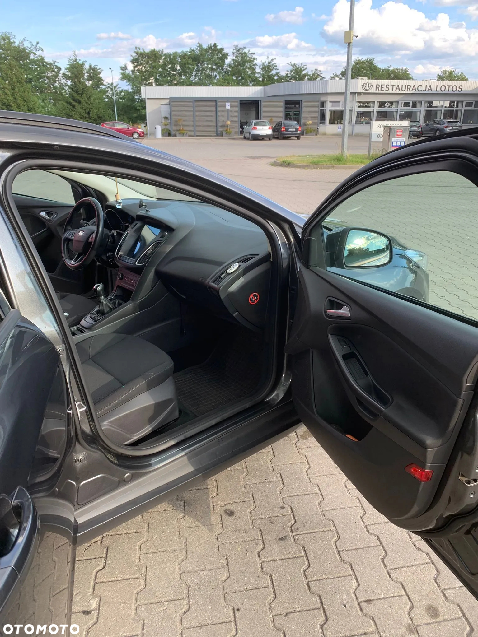 Ford Focus 1.0 EcoBoost Trend ASS - 21