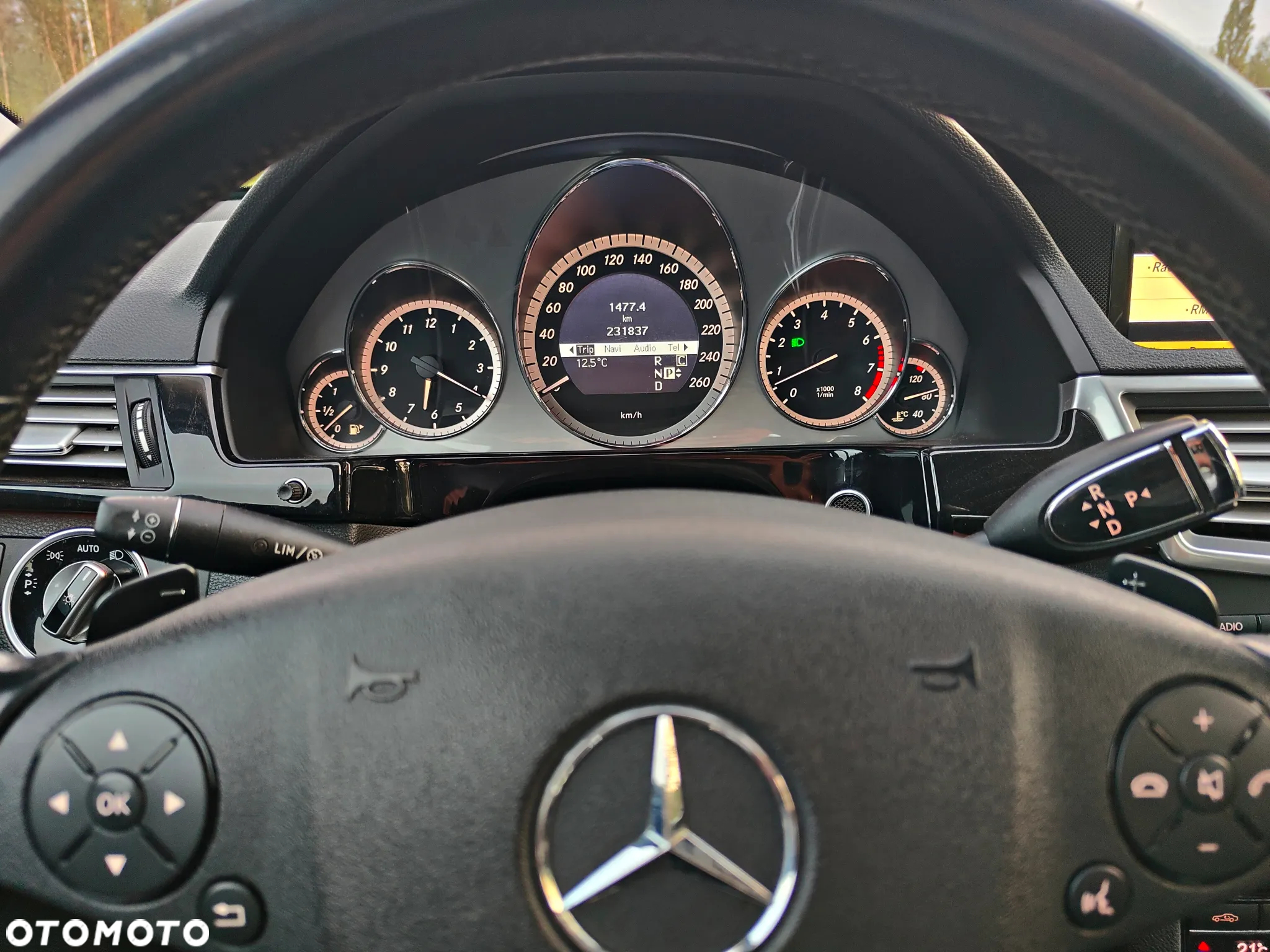 Mercedes-Benz Klasa E 350 CGI 7G-TRONIC Avantgarde - 16