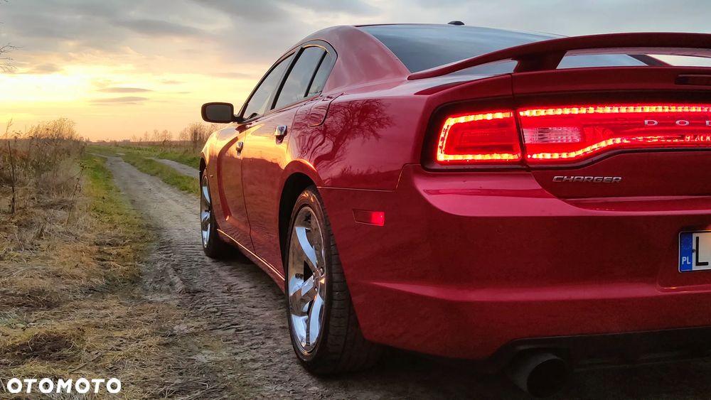 Dodge Charger - 14