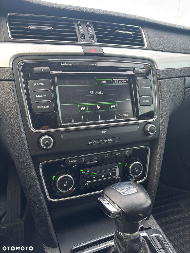 Skoda Superb 2.0 TDI Elegance DSG - 14