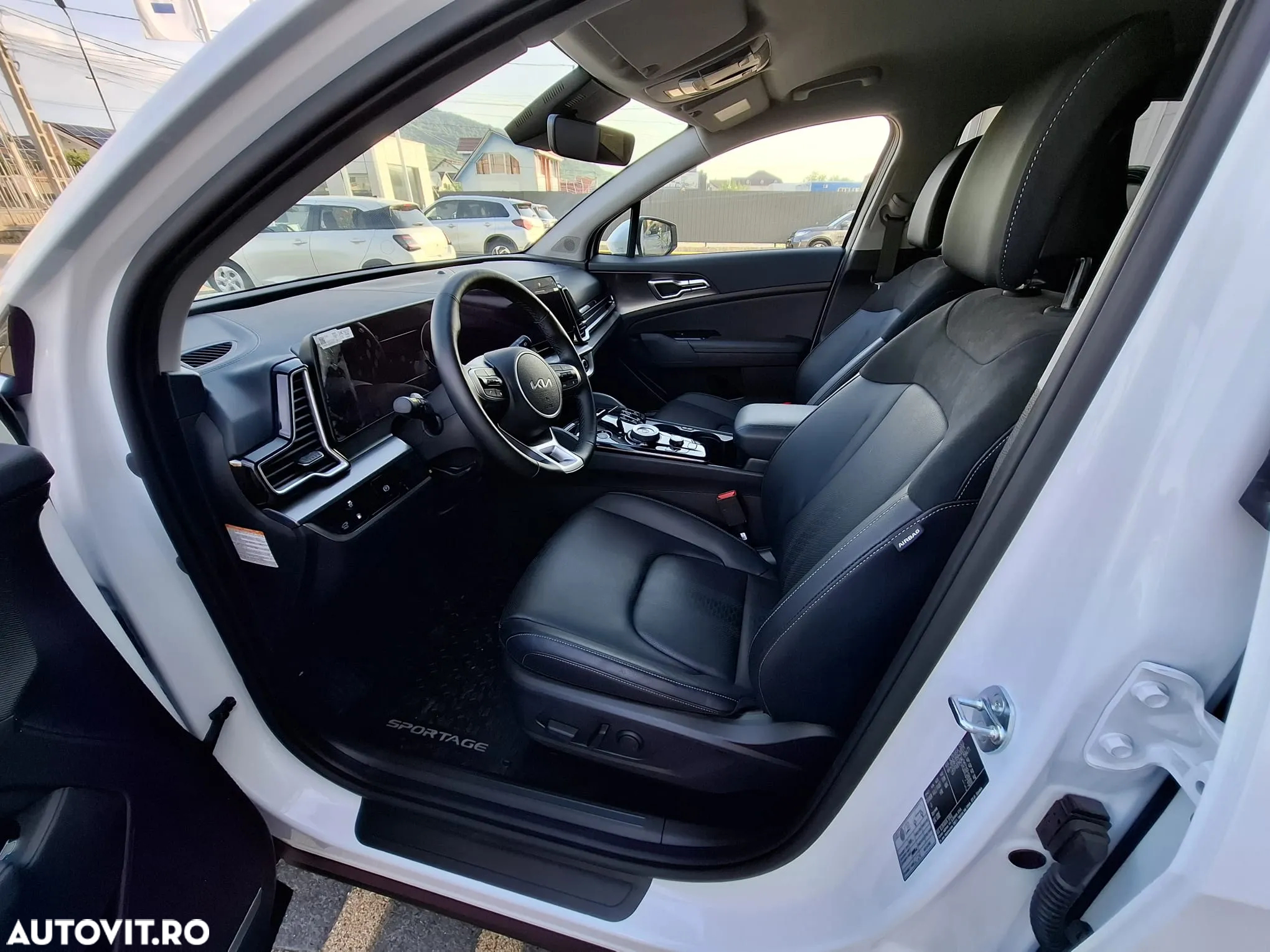 Kia Sportage 1.6 T-GDI PHEV 6AT 4x4 Business Line - 15