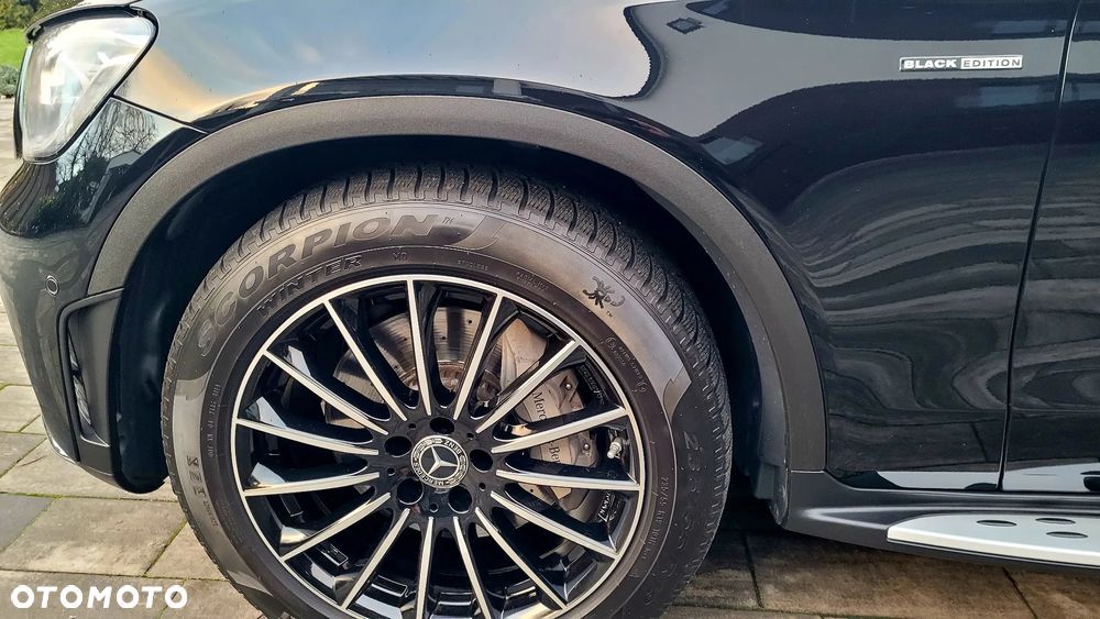 Mercedes-Benz GLC 200 4Matic 9G-TRONIC AMG Line - 6