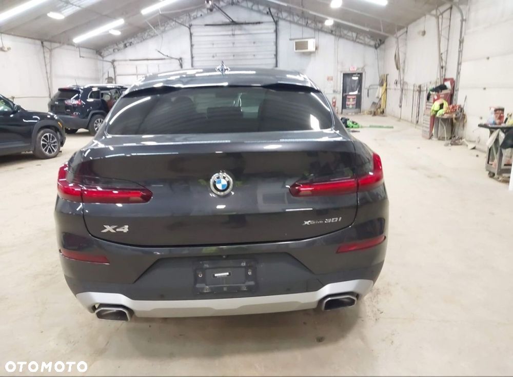 BMW X4 - 7