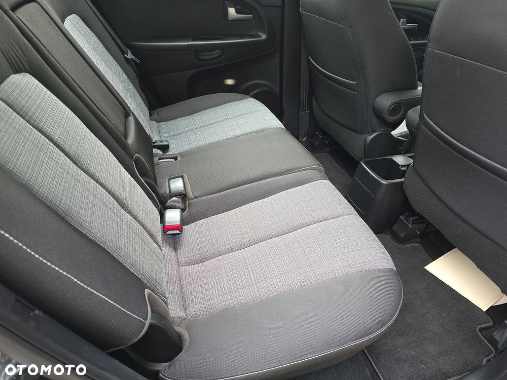 Kia Venga 1.4 CVVT Spirit - 22
