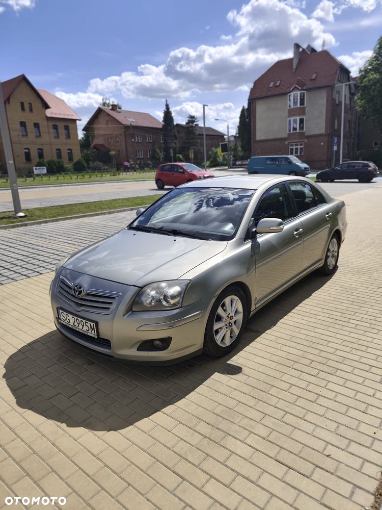 Toyota Avensis 1.8 VVT-i Sol - 7
