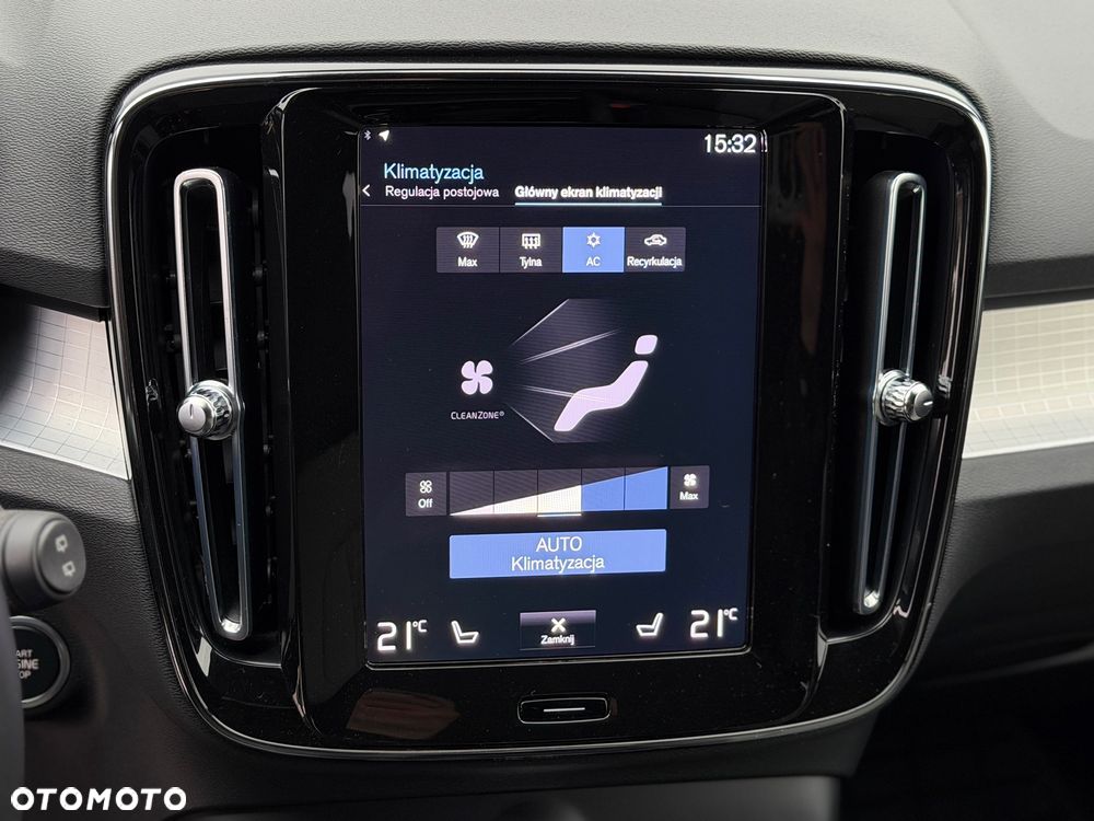 Volvo XC 40 T2 Plus Dark - 15