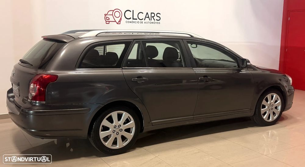 Toyota Avensis SW 2.0 D-4D Sol - 4
