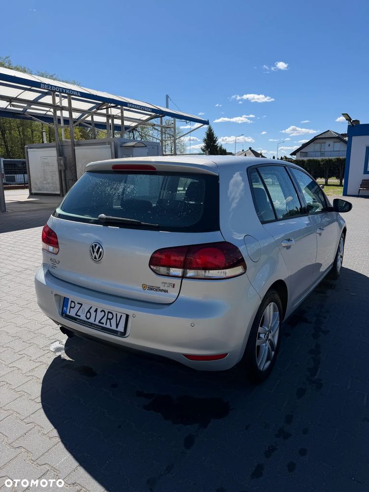 Volkswagen Golf 1.4 TSI Highline DSG - 4