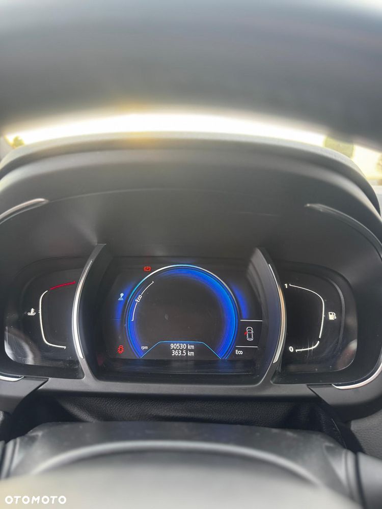 Renault Grand Scenic - 10