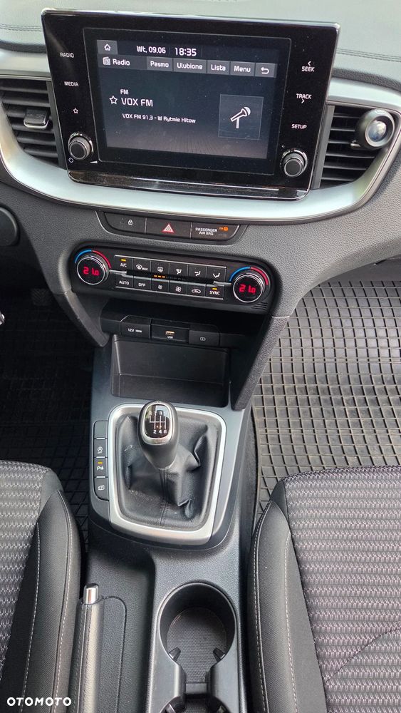 Kia Ceed 1.5 T-GDI M - 19