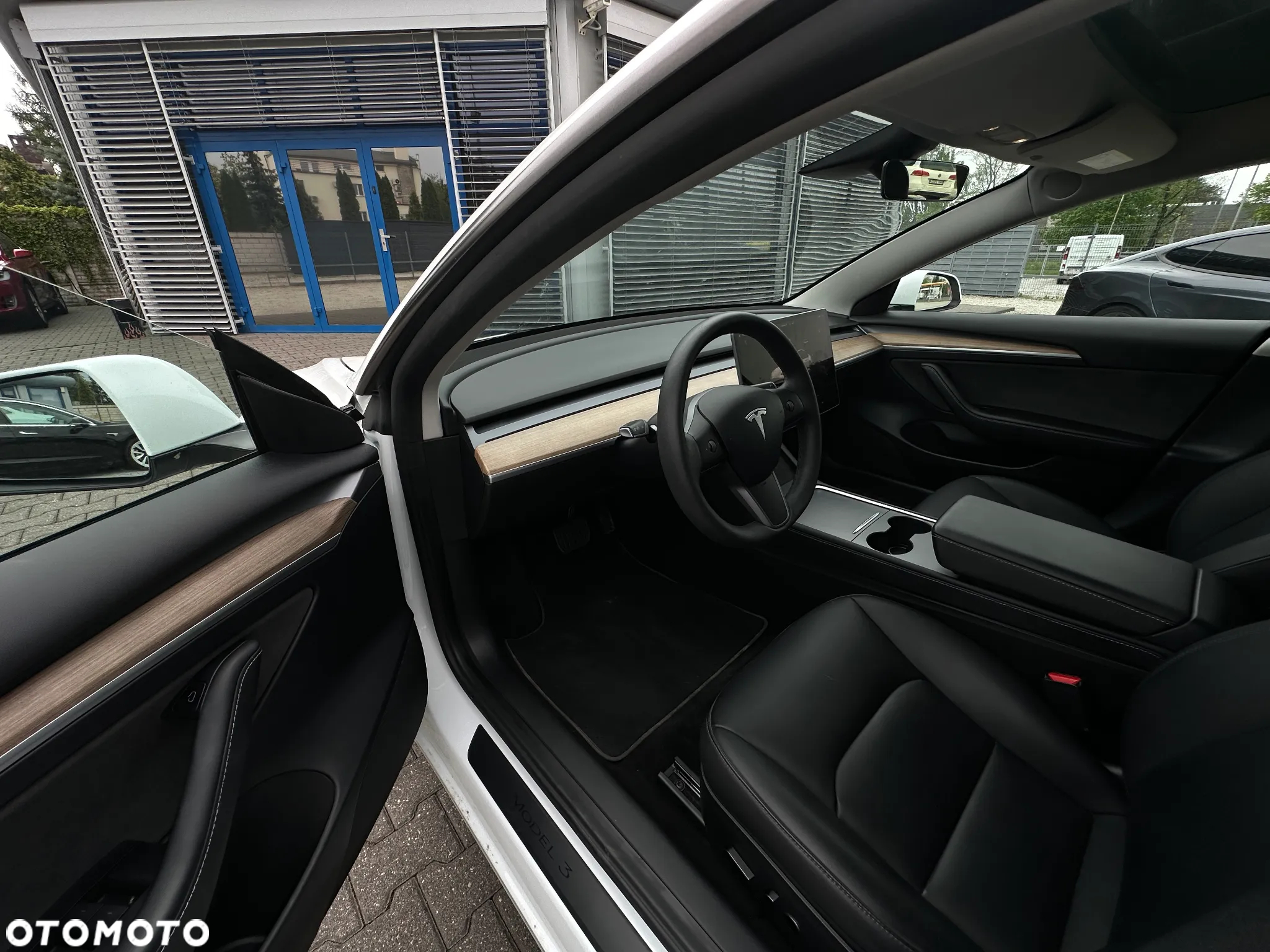 Tesla Model 3 RWD - 15