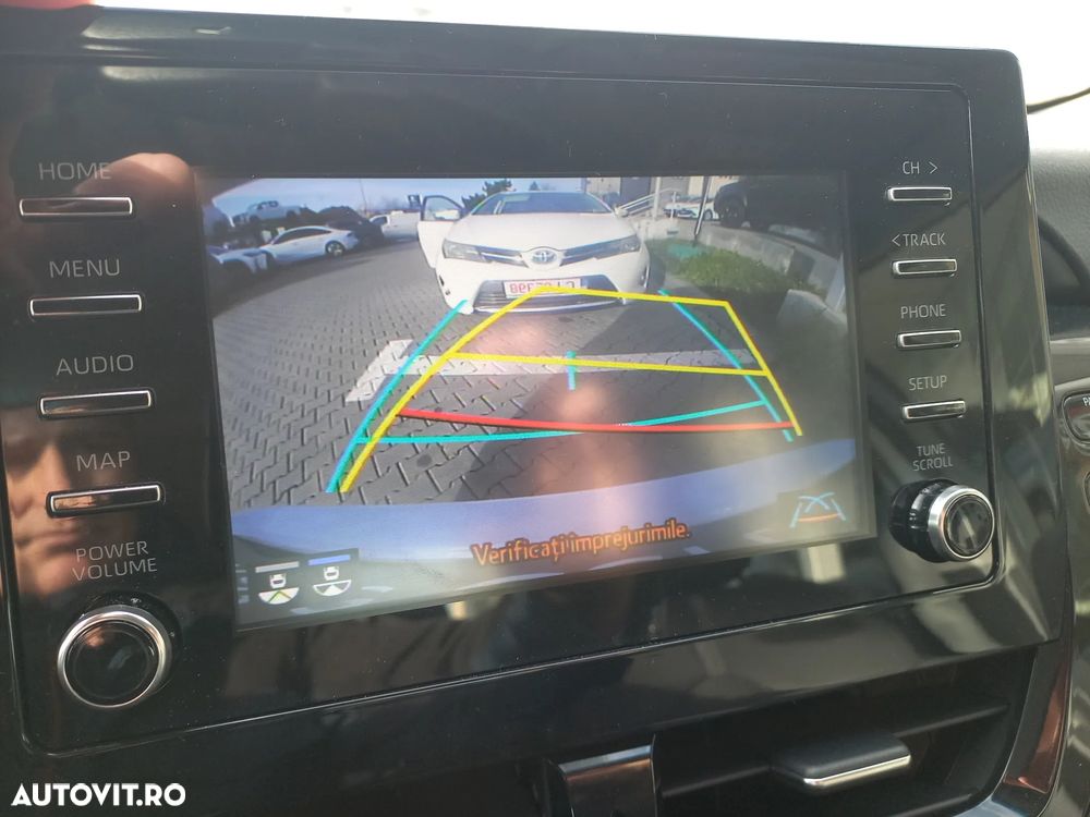 Toyota Camry 2.5 Hybrid Business - 22