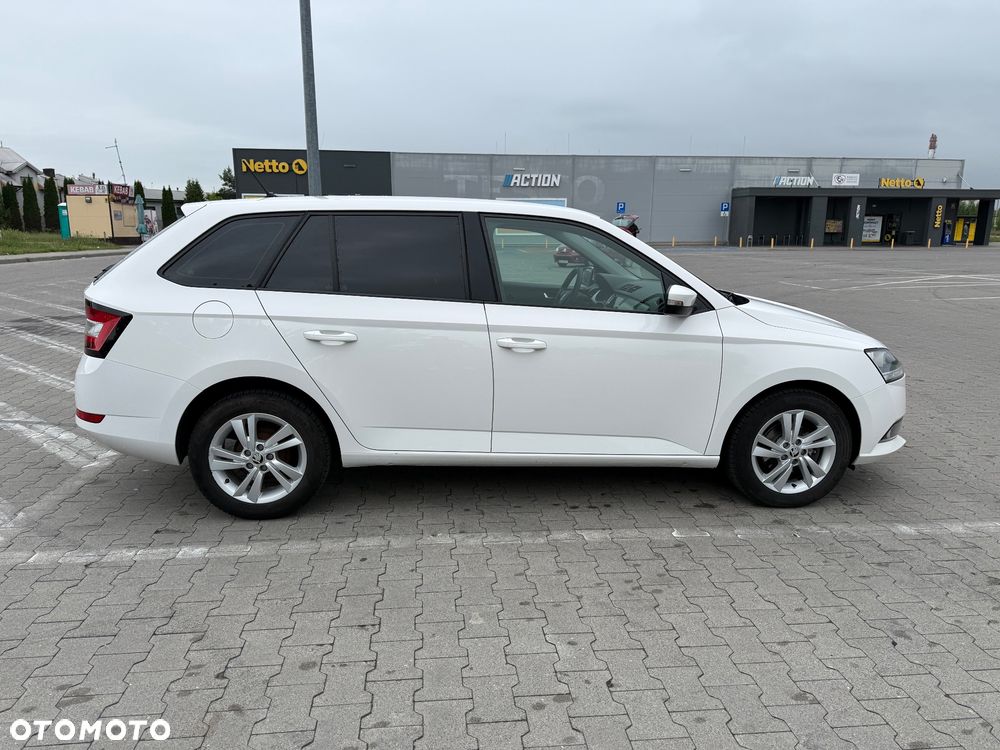 Skoda Fabia 1.0 TSI Ambition - 6