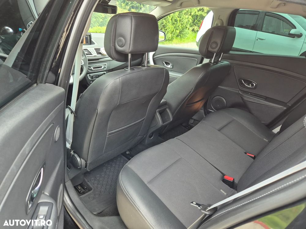 Renault Megane ENERGY dCi 110 Start & Stop Bose Edition - 8